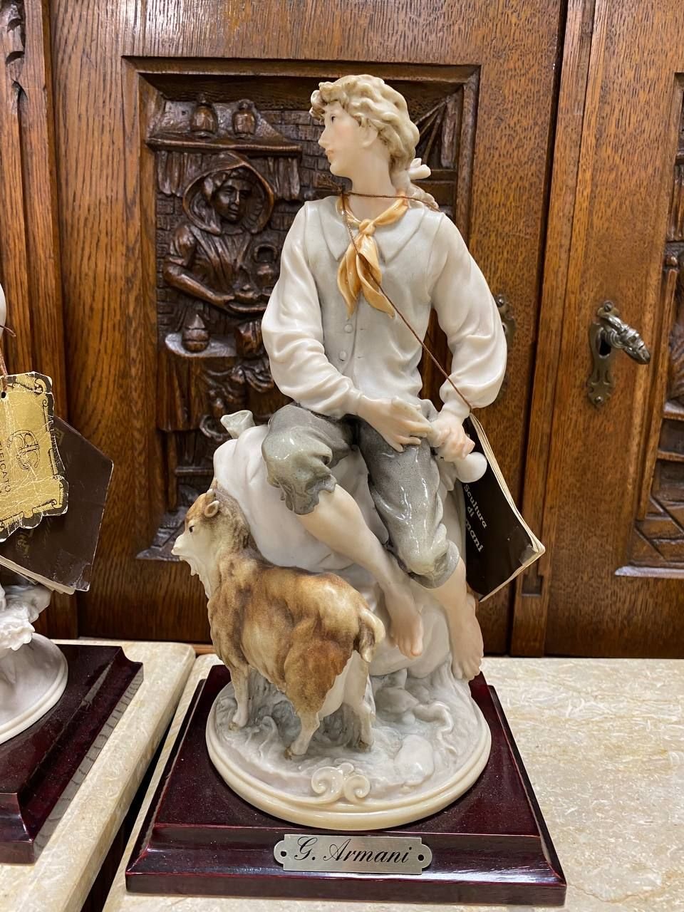 Парные статуэтки Capodimonte «Пастух и цветочница» — изображение 6