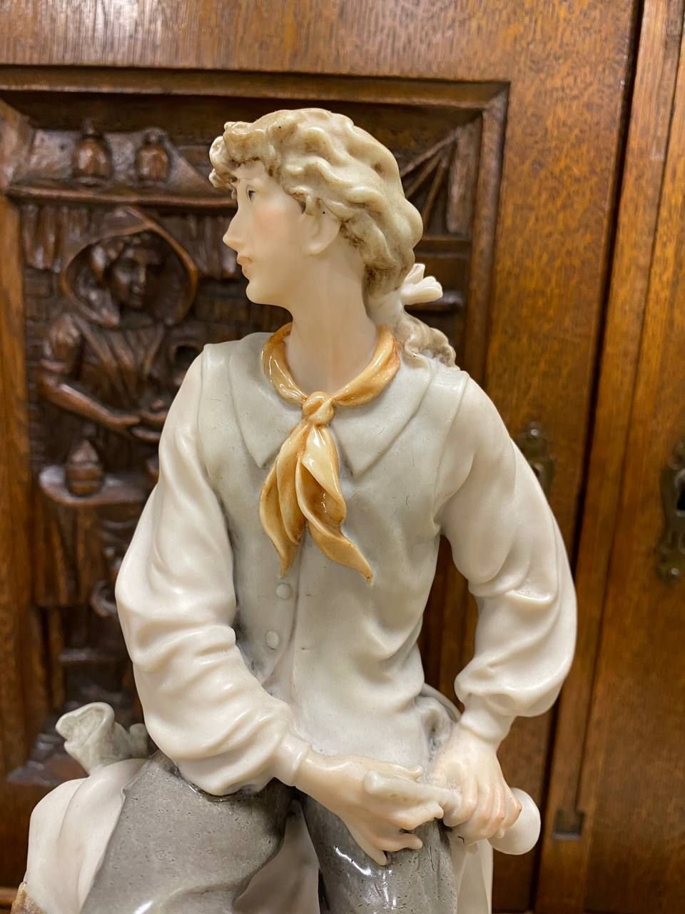 Парные статуэтки Capodimonte «Пастух и цветочница» — изображение 7